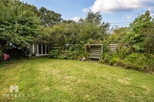 Photo 21- click for photo gallery